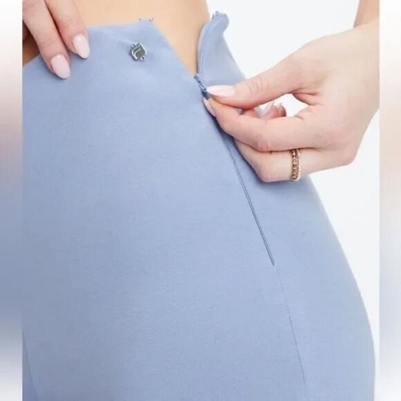 2 for $26 Fabletics 24/7 Skinny Pants Medium Wedgewood NWT - Picture 5 of 12